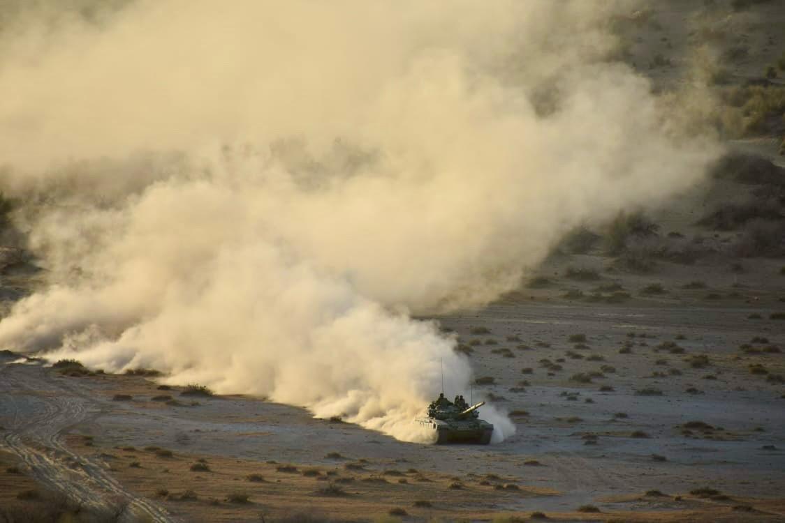 KonarkCorps's tweet photo. 'Advancing With Assurance'

Mechanised Forces of #GoldenKatarDivision conducted intense mission oriented #Training in deserts of #Rajasthan. Rehearsals through day &amp; night assisted in fine tuning battlefield drills, enhancing overall operational efficiency.

@IaSouthern
@adgpi https://t.co/p4ceTeMiC1