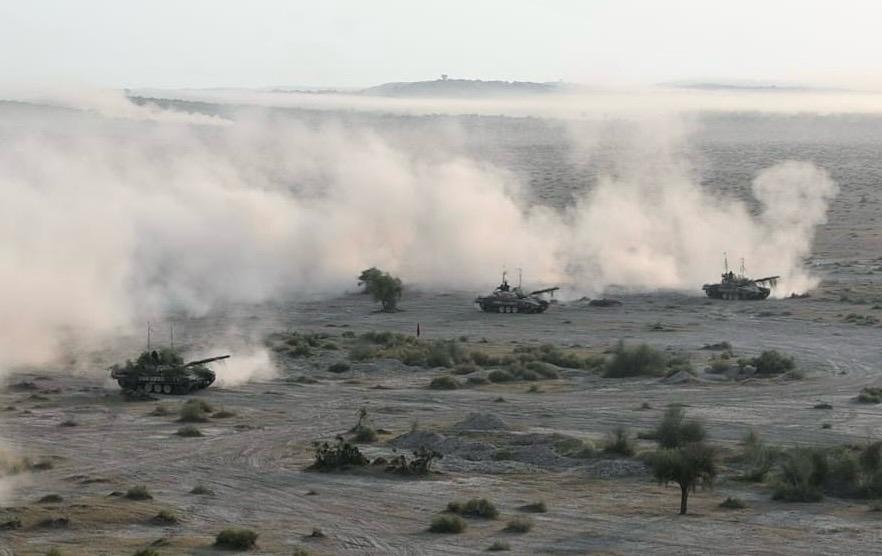 KonarkCorps's tweet photo. 'Advancing With Assurance'

Mechanised Forces of #GoldenKatarDivision conducted intense mission oriented #Training in deserts of #Rajasthan. Rehearsals through day &amp; night assisted in fine tuning battlefield drills, enhancing overall operational efficiency.

@IaSouthern
@adgpi https://t.co/p4ceTeMiC1