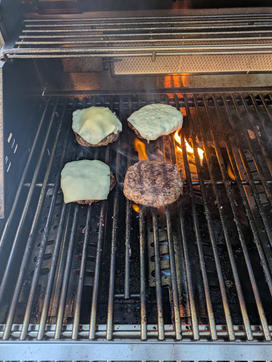 Winners gonna win losers gonna lose. Stop letting ppl tell you what you can or cannot do, what you should or should not do. Just do you, be Steady in your actions and your life.