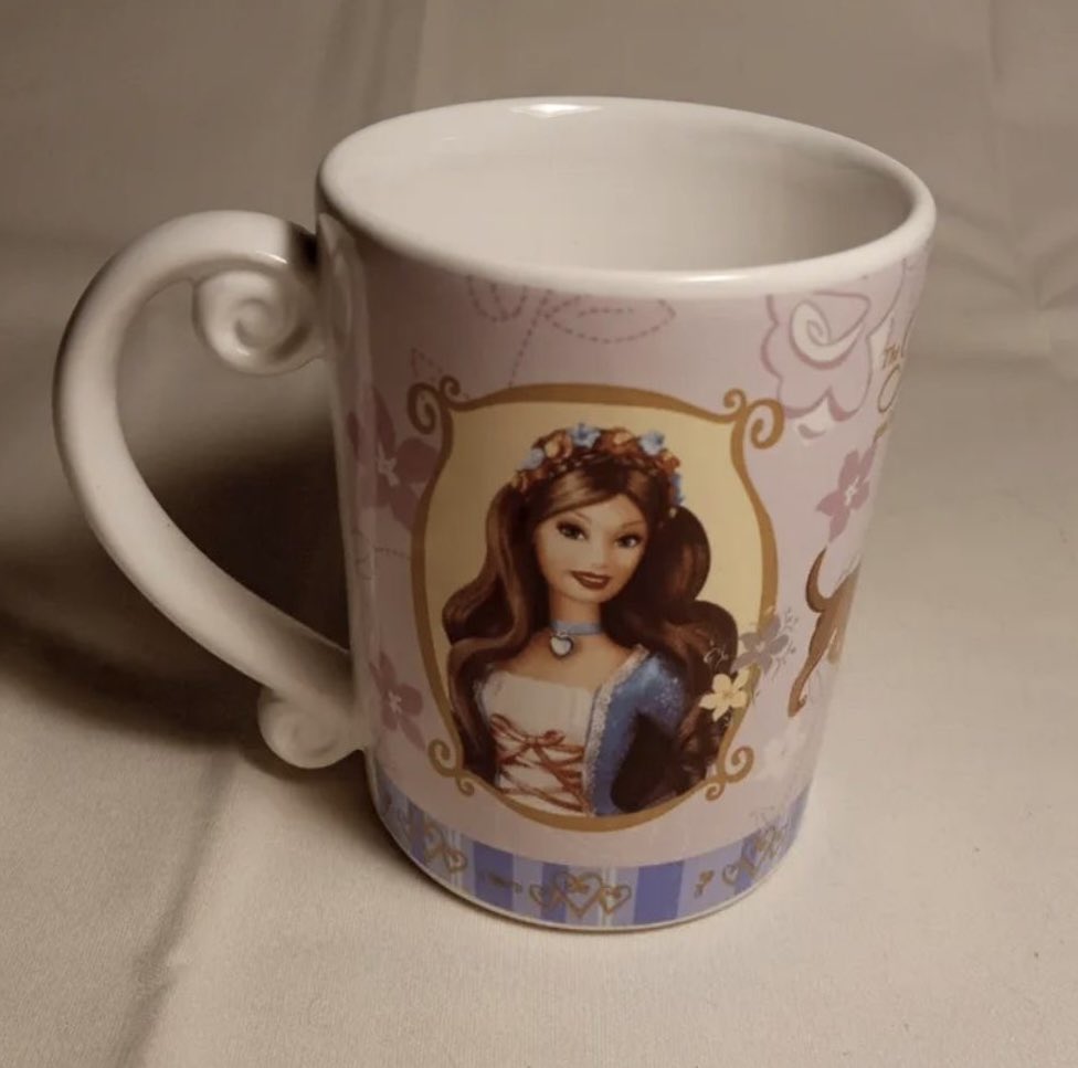 heart_jpg's tweet photo. barbie vintage mugs https://t.co/tNVzBDKAZP