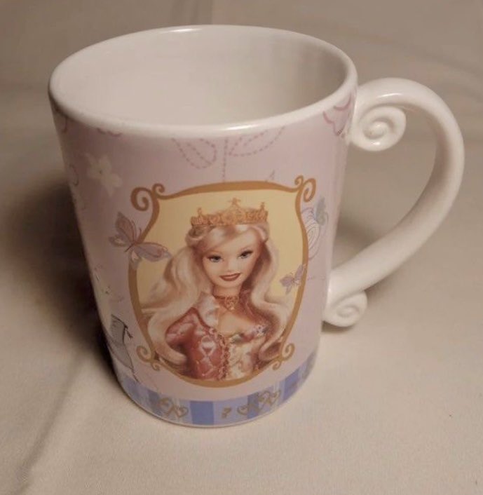 heart_jpg's tweet photo. barbie vintage mugs https://t.co/tNVzBDKAZP
