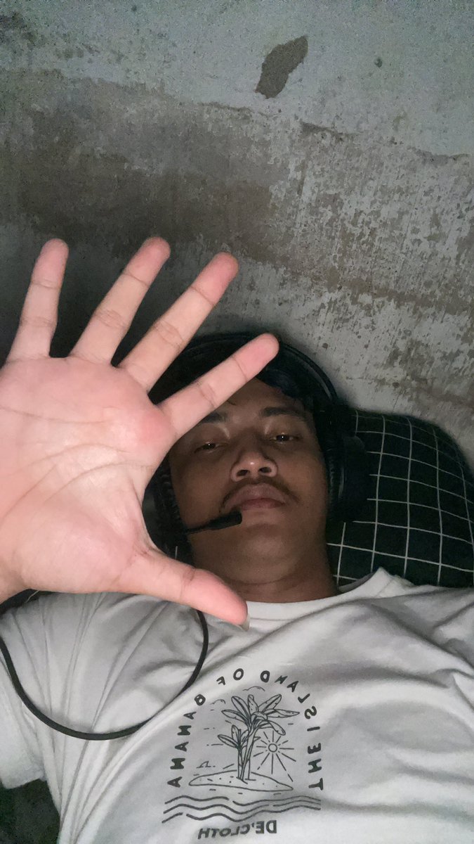 ranggaaulr's tweet photo. jangan lupa 4 sehat 5-2 geys https://t.co/BjUGQ0hFZZ