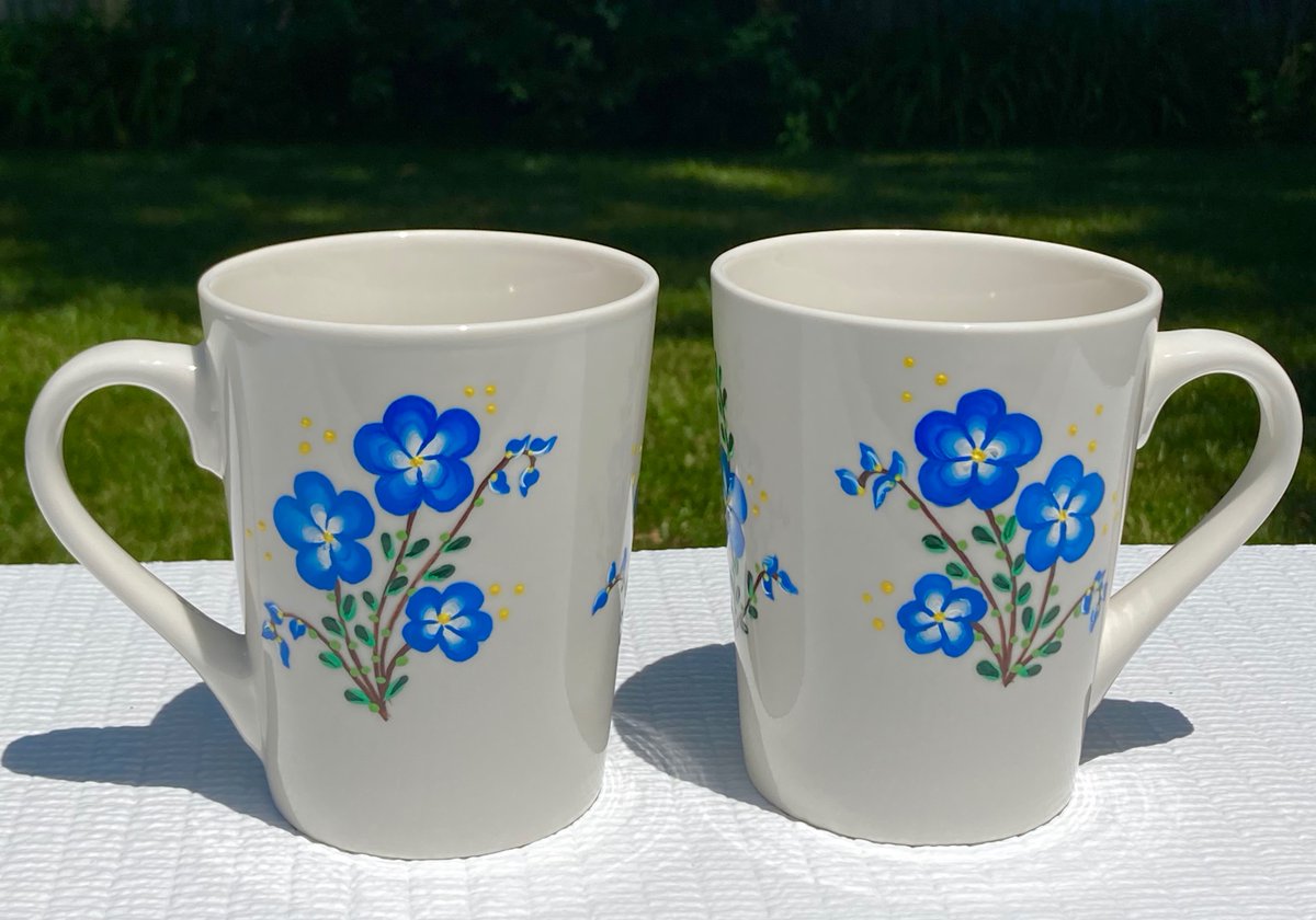 LPaintitpretty's tweet image. Check out these hand painted cups etsy.com/listing/103268… #handpainted #coffeecups #giftsformom #SMILEtt23 #etsyshop #shopsmall