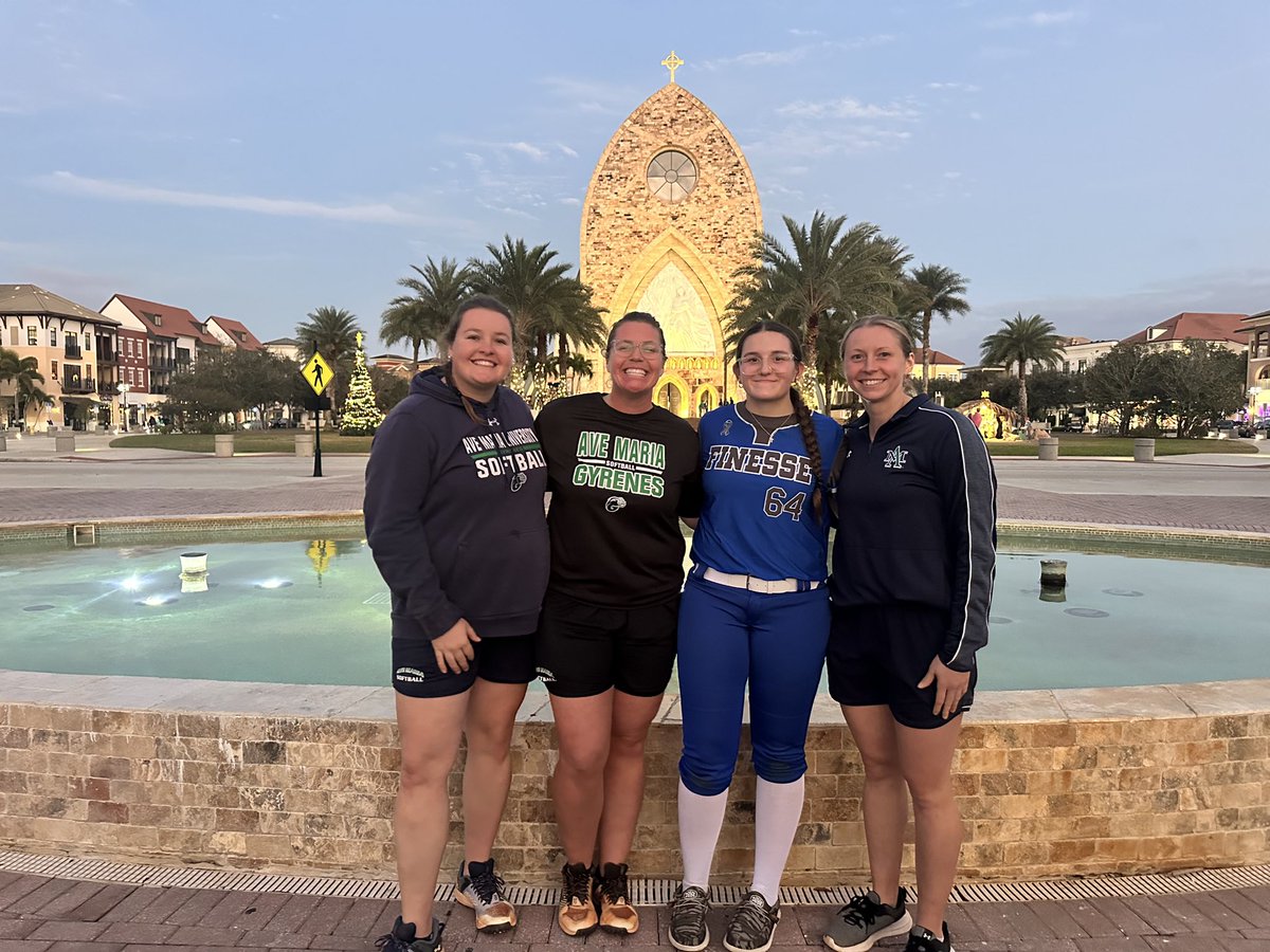 Melina Wing tweet media