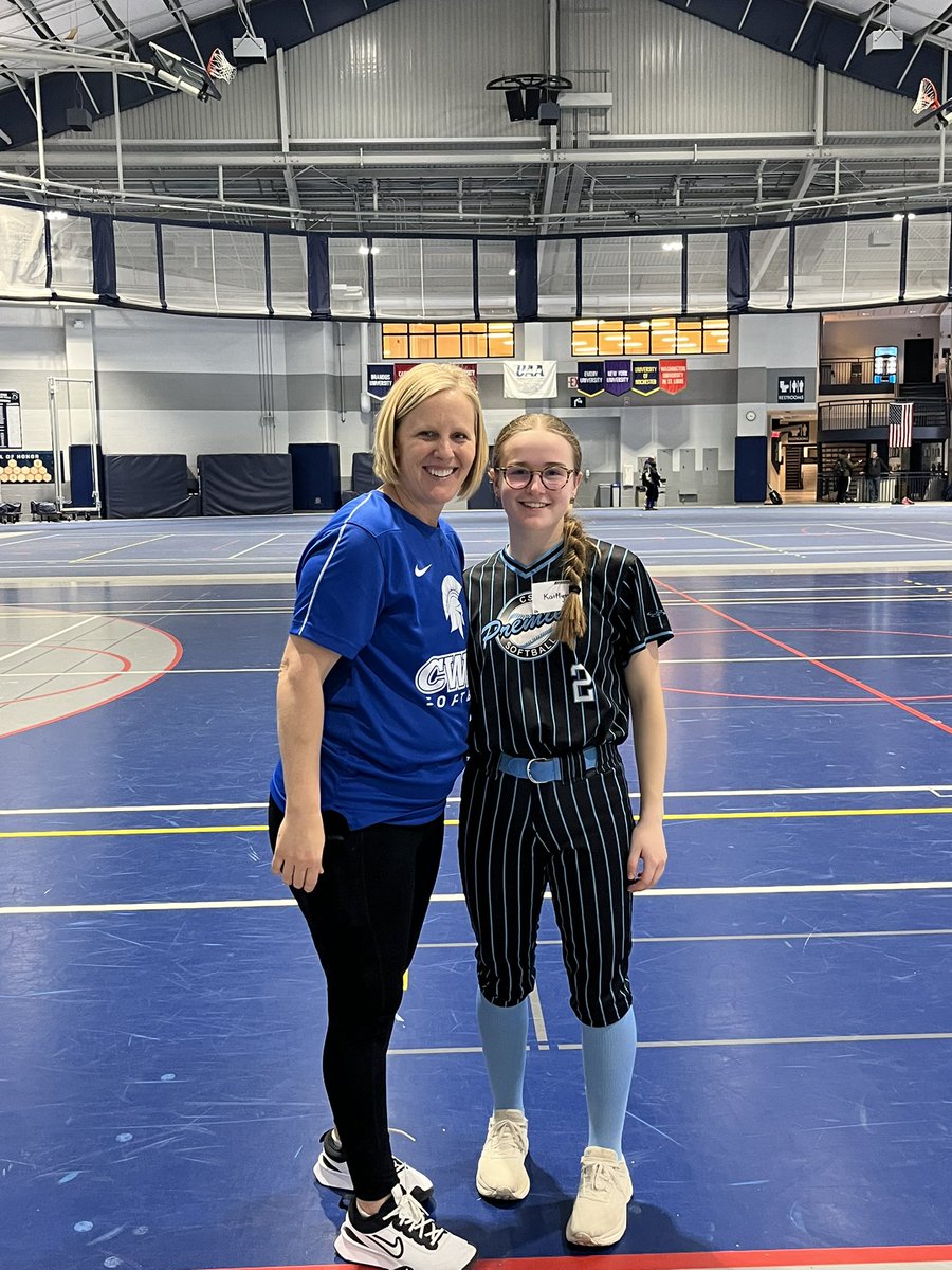 kscholl2026's tweet photo. Thanks @CWRU_Softball for hosting such a great camp today! Always fun to play softball and learn more about the game! https://t.co/jrqf4qH1c2