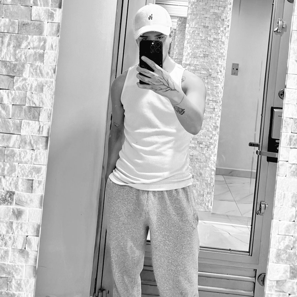 Cesar_Pantojsg's tweet photo. ☾︎ 𝐂𝐞𝐬𝐚𝐫 𝐏𝐚𝐧𝐭𝐨𝐣𝐚 ☽︎

       #sexrol     #gay 

 ¿𝑸𝒖𝒊𝒆𝒓𝒆𝒔? https://t.co/xQfGQWO4fX