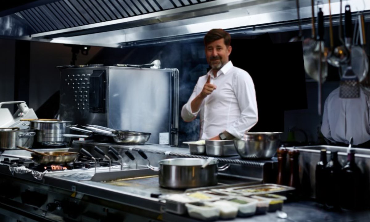 Szef kuchni zaczyna gotować 👀👨‍🍳