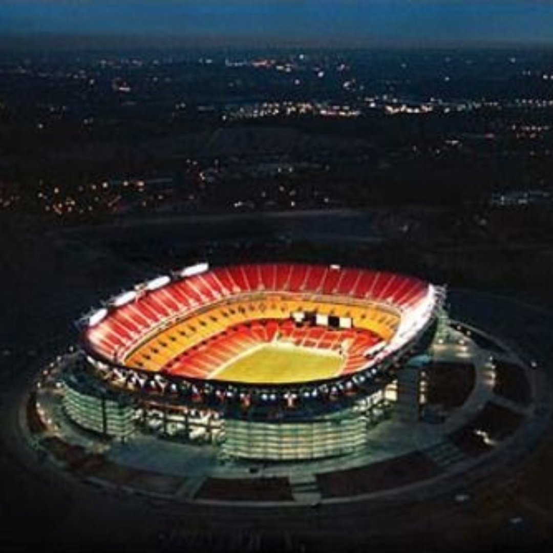EScottOstrowski's tweet photo. 😎🌞 Sunday Solar Football Stadiums! 🏈⚡ https://t.co/CyHJQ13wyE #sunday #football #sundayfootball #footballstadium #fedexfield #commanders #commandersfootball #commandersnation #washingtoncommanders #solar #solarpower #solarenergy #greenenergy #solarpanels #gogreen #gosolar https://t.co/aYB9rybgfF
