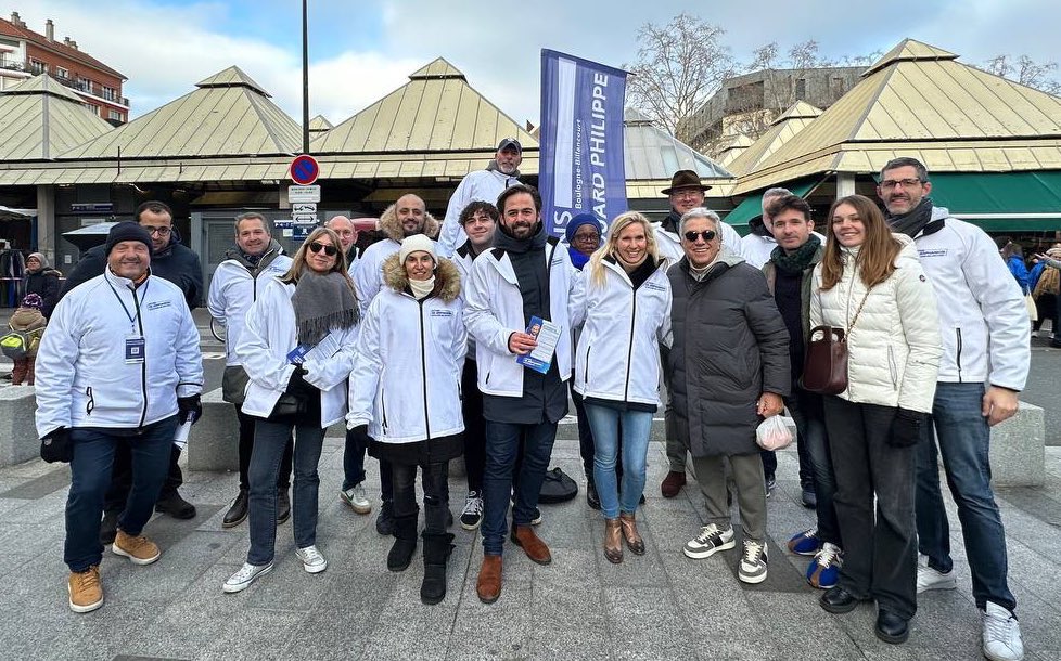 2jerph's tweet image. Fin d’un beau week-end de mobilisation avec @virginiemathot et toute l’équipe !

Merci à nos militants qui bravent le froid pour porter notre candidature d’union et de responsabilité pour #BoulogneBillancourt !

À demain 😍

#Circo9209