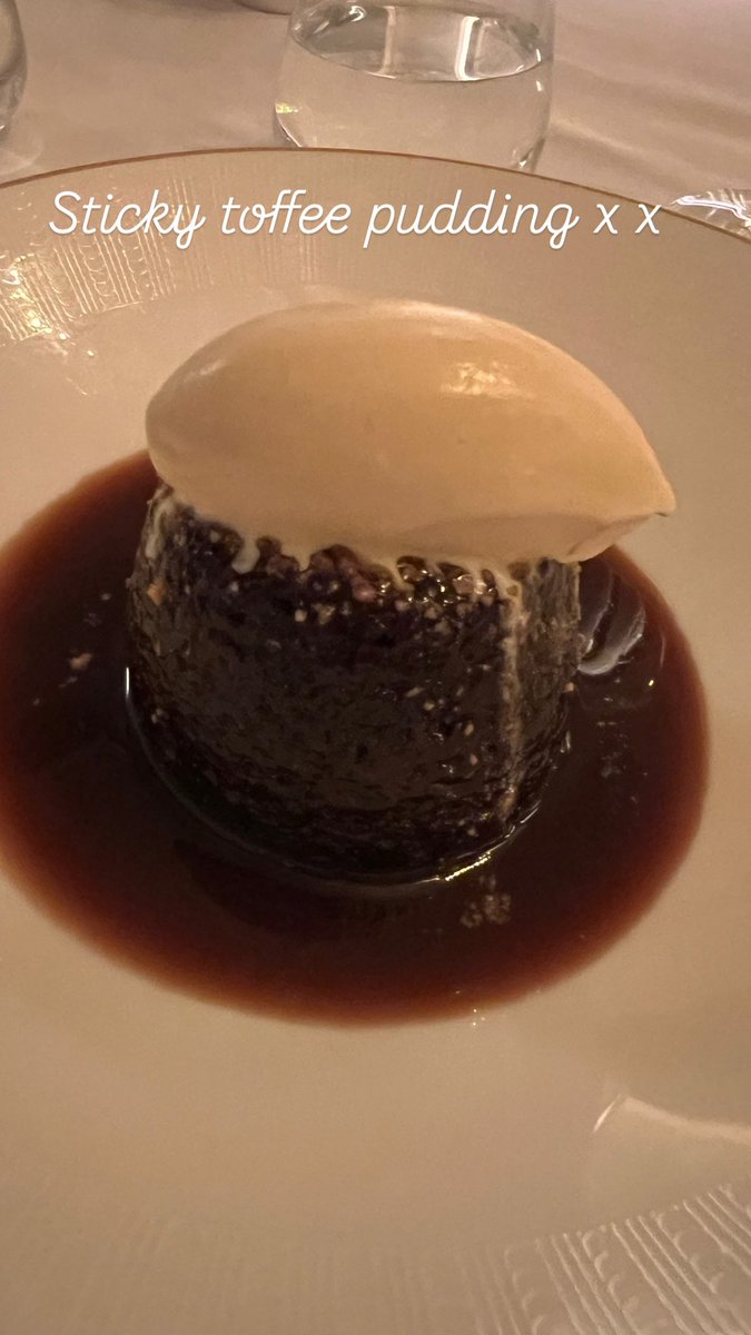 Ladyvickyp's tweet photo. @GordonRamsay I am in a food coma the food was outstanding the roast top drawer and the sticky toffee pudding so light and yummy x thank you #savoy #savoygrill @TheSavoyLondon https://t.co/VZv9NemriN