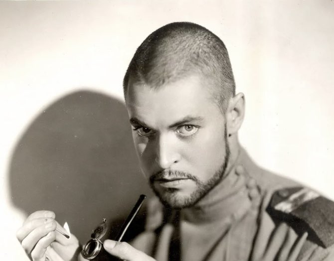 celluloidsoul's tweet photo. Chester Morris in an early promotional still for The Case of Sergeant Grischa, 1930 (cropped). In late 1929, director Herbert Brenon told Chester no–he couldn't get Alibi out of his mind–but said, "maybe if you shaved your head?" Guess who went straight to the studio barber shop? https://t.co/U8814JQYTN