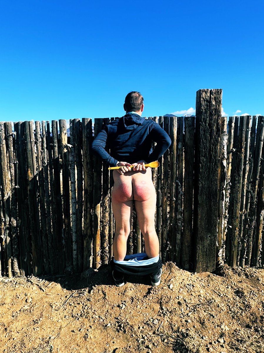 Daddy says if I keep losing my sweater he’s gonna have to find another way to keep me warm 🥄