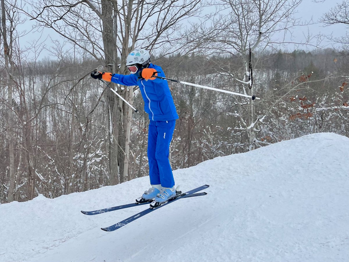 Brad J🎿 Ski Club of Cabbagetown tweet media