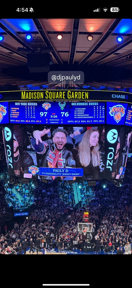 DJ Pauly D tweet media