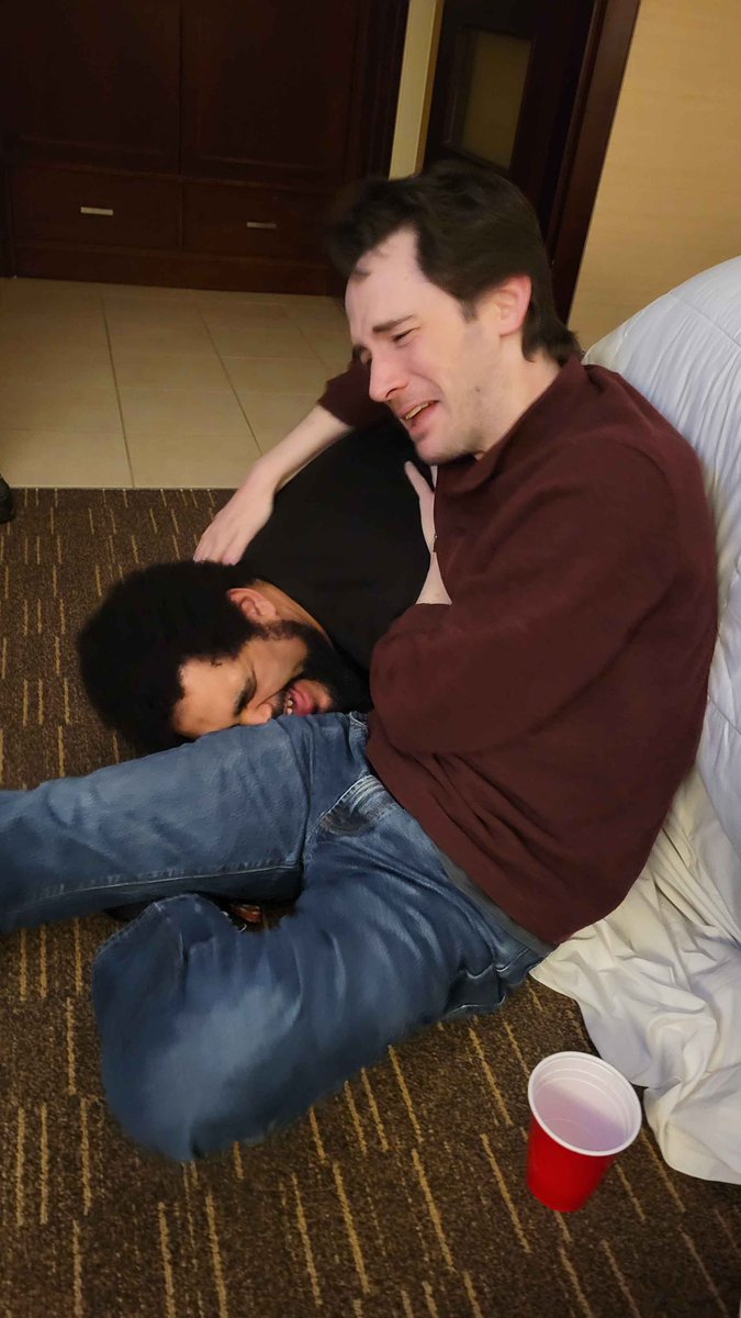 CovertMuffin tweet media