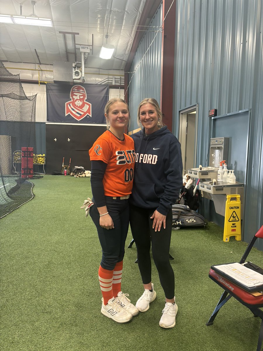 AnnesleeTerry00's tweet photo. I had such a wonderful time today at the @RadfordSoftball prospect camp! Thank you Coach Fagan, @CameronKFagan , and @KaraCanetto for putting on a great camp. @VirginiaOCElite https://t.co/xHjPuWEFoA