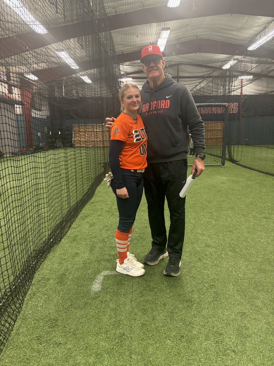 AnnesleeTerry00's tweet photo. I had such a wonderful time today at the @RadfordSoftball prospect camp! Thank you Coach Fagan, @CameronKFagan , and @KaraCanetto for putting on a great camp. @VirginiaOCElite https://t.co/xHjPuWEFoA