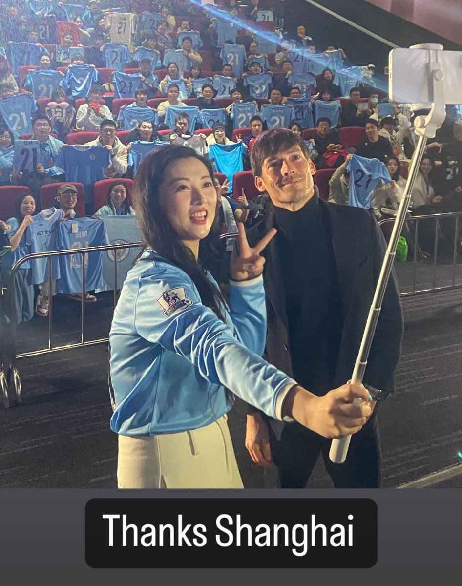 David Silva on Instagram. 🇨🇳🩵