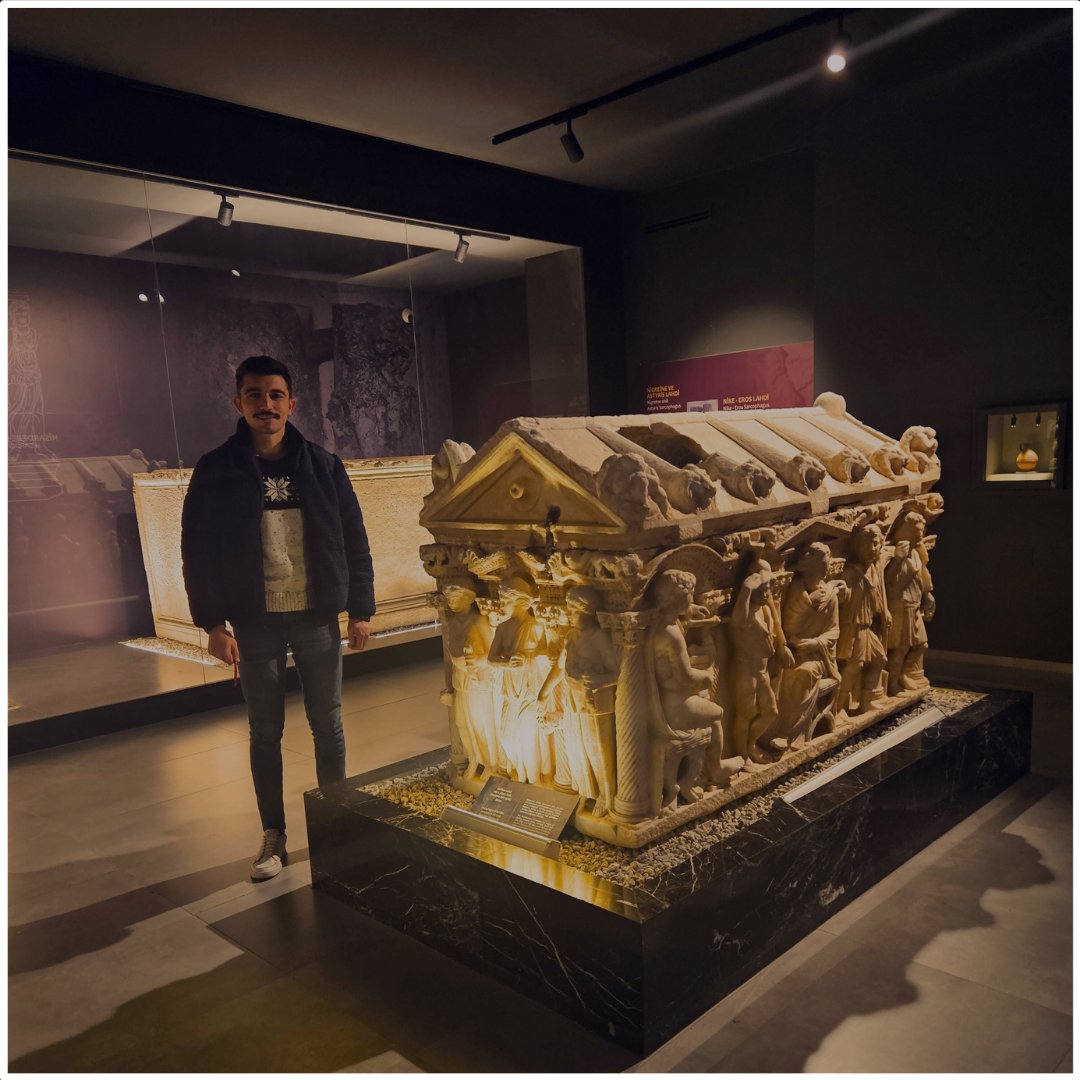 HKaraca03's tweet photo. 📌 Açık hava müzesi: #İznik (Nikea)

📸🧳👣🏛 Roma, Bizans, Selçuklu ve Osmanlı uygarlıklarına ev sahipliği yapmış ve her köşesi tarihi dokularla süslenmiş İznik ilçesini ziyaret ettim.

✅️ İznik, geçmişi ve doğayı bir arada yaşamak isteyenler için vazgeçilmez bir durak... https://t.co/BxUC0DDq0c