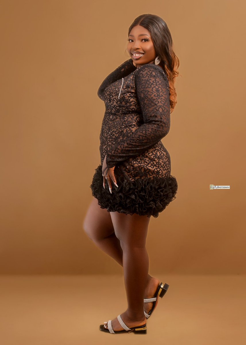 mides_secret's tweet photo. On my special day, I celebrate me -my strengths, my weaknesses, and my uniqueness.Another year more in love with the woman I'm becoming. Today, I honor my journey,my progress, and my growth.Happy birthday to the amazing woman I've become🎉🫶💜- may this year be my best one yet!🙏 https://t.co/nBOfUhr251