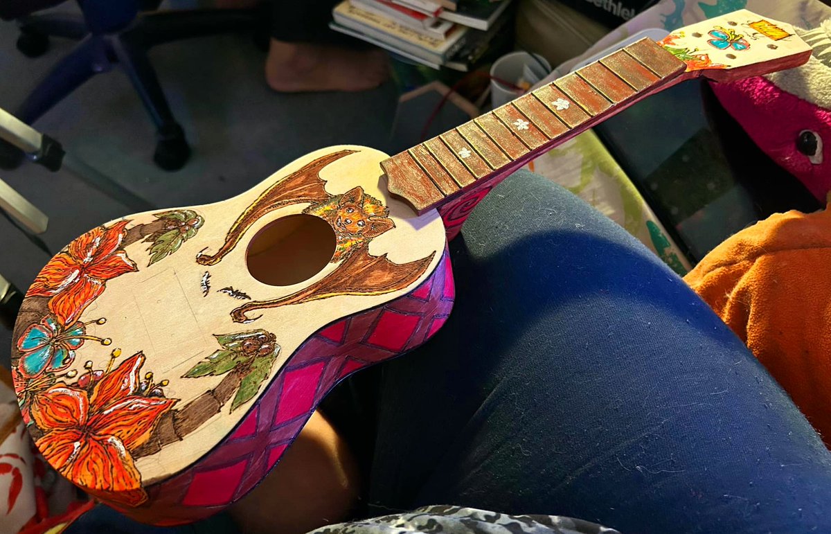 ZeekieZu28's tweet photo. Final wip pic of uke. Next pic will be it all assembled and put together ready for sale. I just wanted to see how the painted fret board will look. https://t.co/ERd41ZTBjR