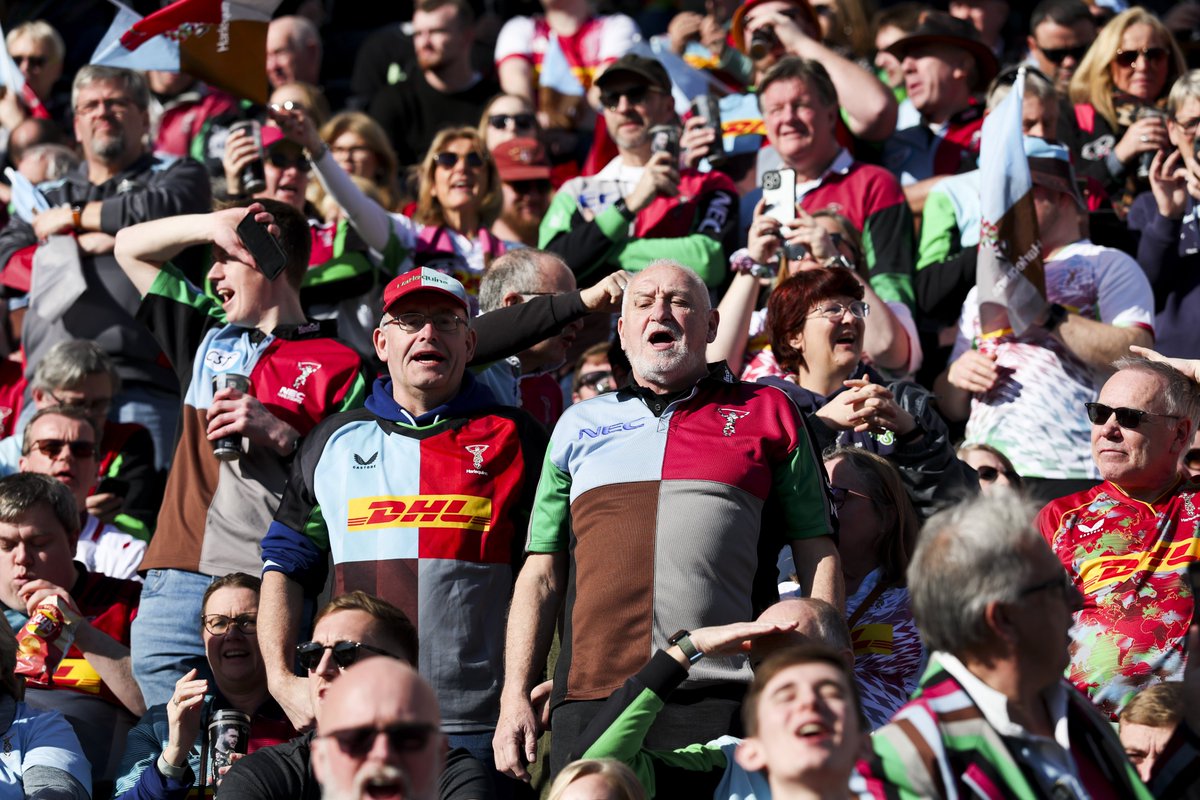 Harlequins's tweet photo. 💘 Lucky to have you 

#COYQ https://t.co/7tAMtjrqxJ