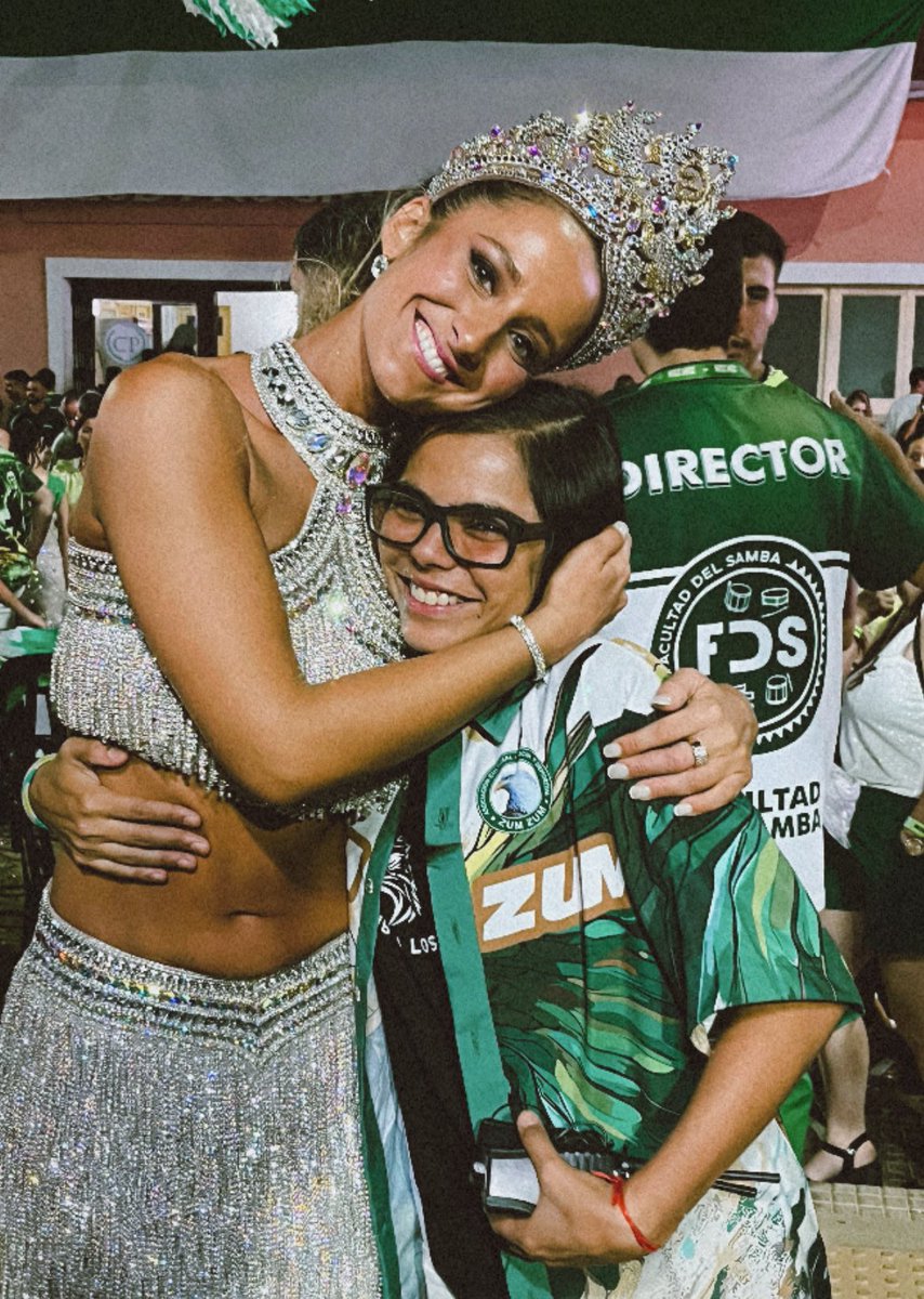 rochuvoss's tweet photo. SU MAJESTAD 🇳🇬🫶🏽💚🦅
Zum Zum en sus 70 años no podía estar mejor representado.
Te quiero Manucha 💚 https://t.co/le0fu4Jq7O