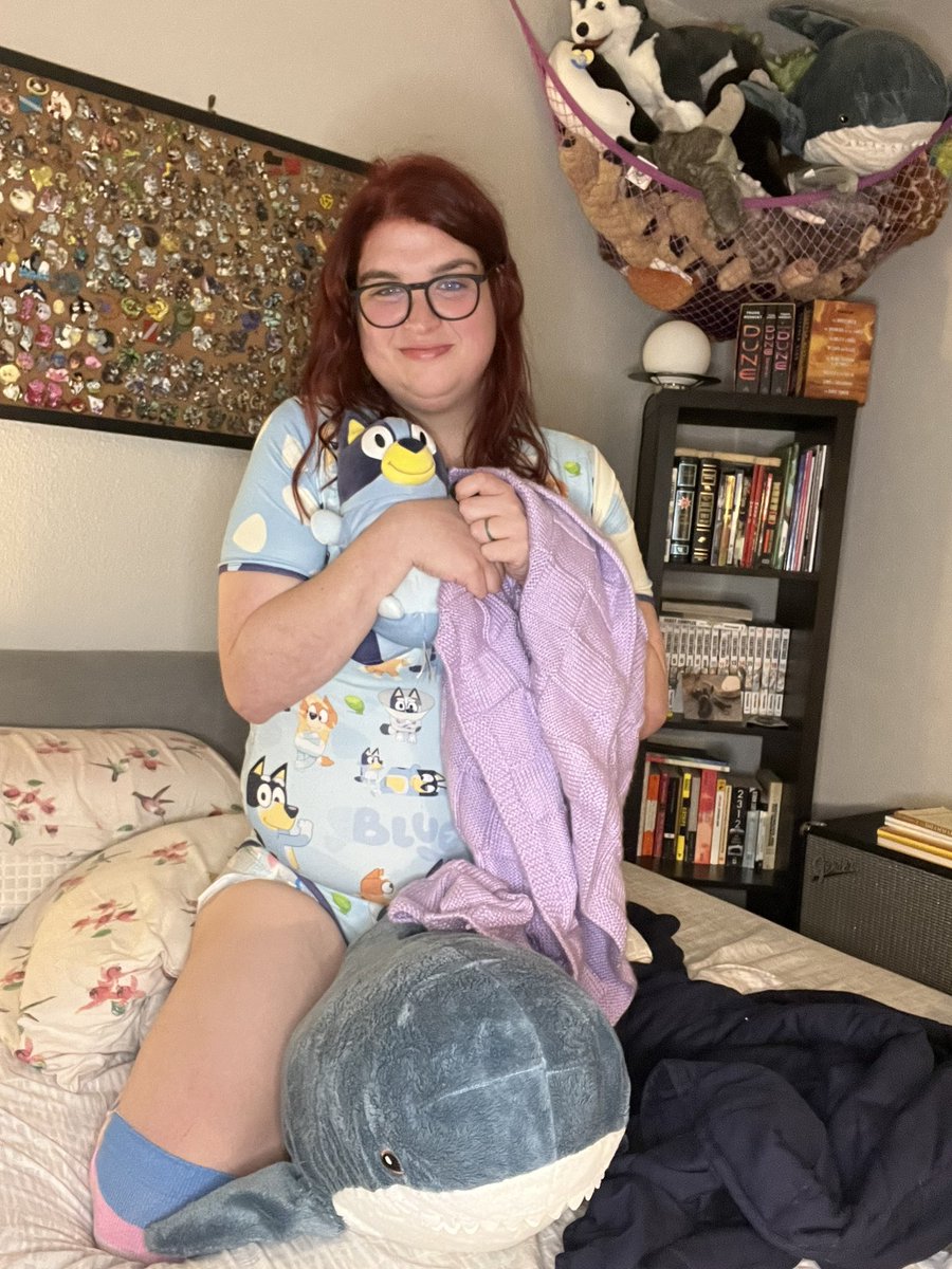 Punchdrunk_Wolf's tweet photo. Ready for the Sunday movie uwu #abdlgirl #abdl #DiaperArt https://t.co/y7N1D0ra0p