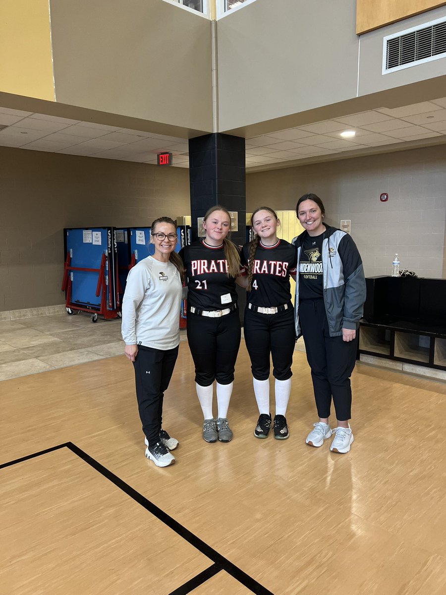 Paige Deakin (@paige_deakin21) on Twitter photo I can’t thank <a href="/LindenwoodSB/">Lindenwood Softball</a> enough for the pitching camp today! I had so much fun learning and growing as a pitcher while getting an insight into the program! Thank you to my wonderful catcher <a href="/HaleyDeakin4/">Haley</a>. <a href="/CoachErinBrown/">Erin Brown</a> <a href="/ali_brems/">Ali</a> <a href="/SLPsoftball/">SLP FastPitch</a> I can’t thank <a href="/LindenwoodSB/">Lindenwood Softball</a> enough for the pitching camp today! I had so much fun learning and growing as a pitcher while getting an insight into the program! Thank you to my wonderful catcher <a href="/HaleyDeakin4/">Haley</a>. <a href="/CoachErinBrown/">Erin Brown</a> <a href="/ali_brems/">Ali</a> <a href="/SLPsoftball/">SLP FastPitch</a>