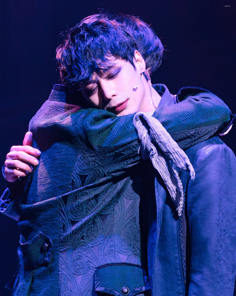 EU4RI_A's tweet photo. 250111 해적
스페셜 커튼콜 : 우리 모두의, 기억나지 않는 꿈
-
메리 ㅣ #주민진

날 알아볼 수 있을 거야. https://t.co/QrE9flqJqg