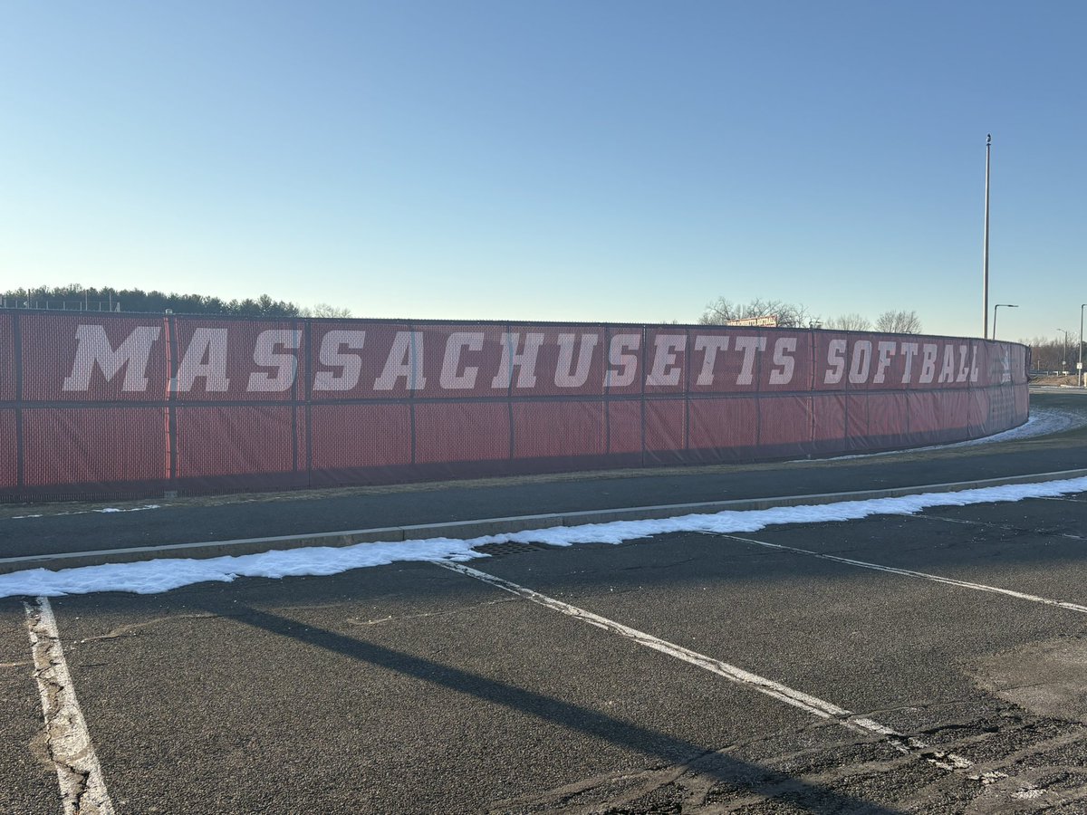 Had a great time at my first prospect camp with <a href="/UMassSoftball/">UMass Softball</a>. Thank you to all the coaches and players there who put on a great camp! I learned a lot from everyone and can’t wait to come back 😊 <a href="/CharmerSoftball/">Connecticut Charmers</a> <a href="/CoachRuss3/">Russ Senerchia</a>