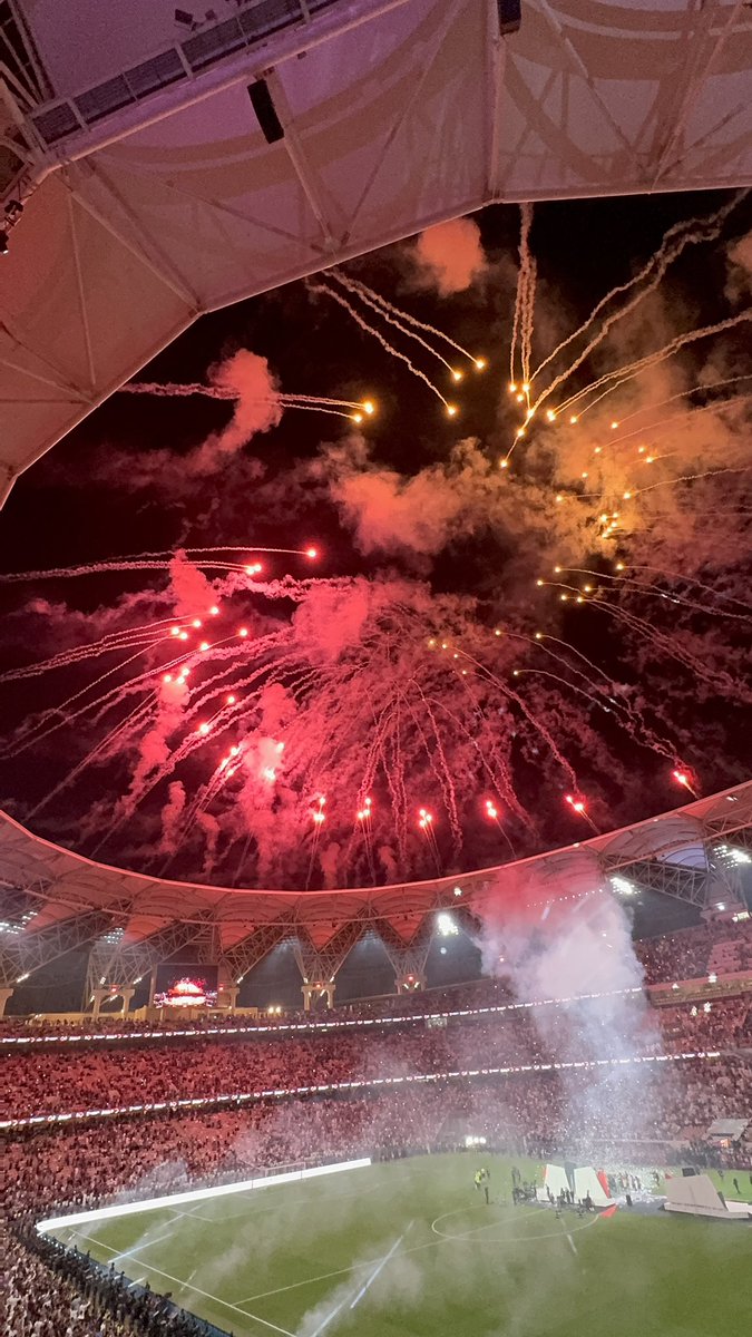PT_Waf's tweet photo. What a Day 🤯.. Visca barça ♥️💙  #ElClasico #barça https://t.co/kqpnSspYJY