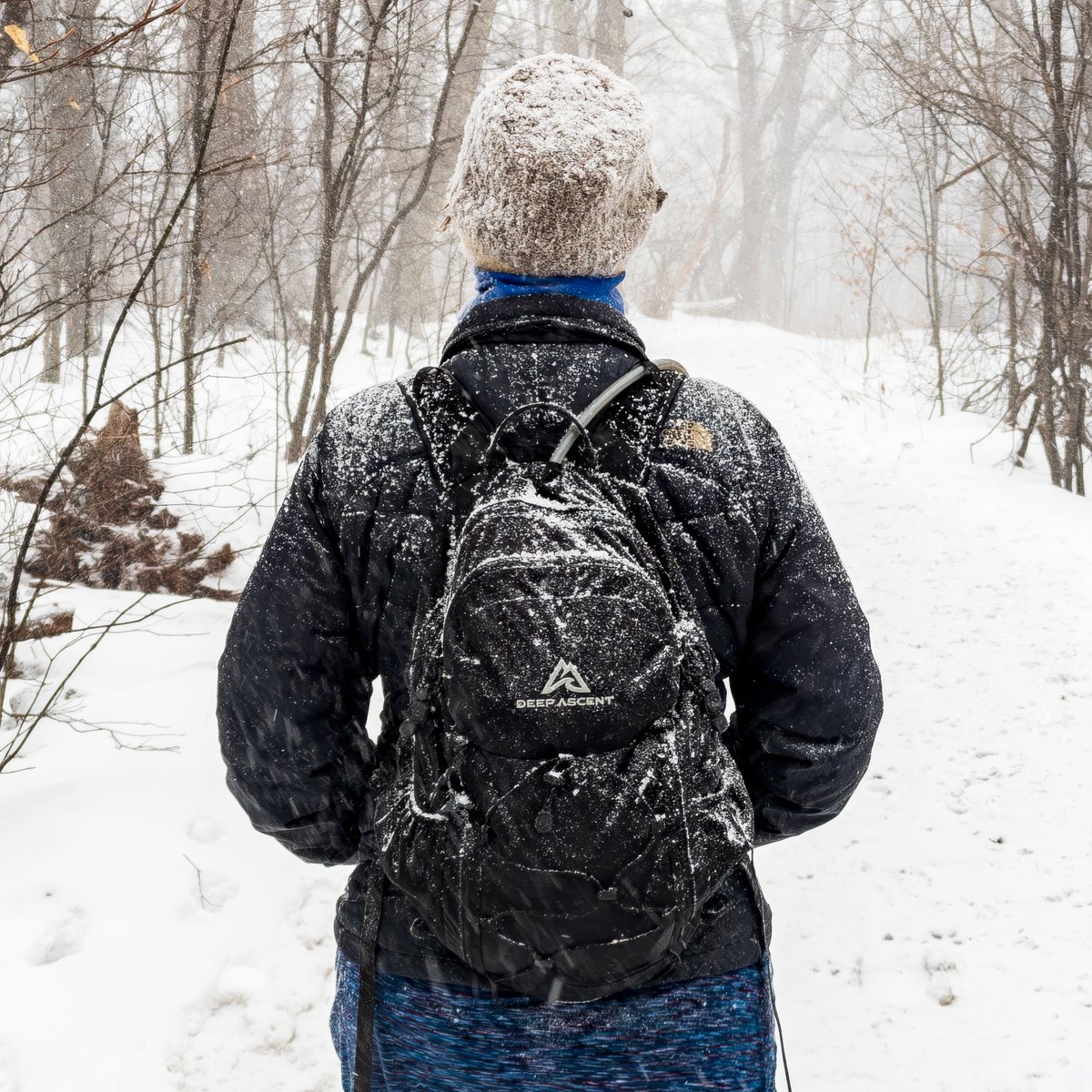 TheDeepAscent's tweet image. The Ancash Packable Daypack is designed to keep your gear dry and your impact low. With PFC-free DWR applied to 100% recycled ripstop nylon and a protective PU coating inside, it’s built for water resistance on every adventure.

#WeatherproofGear #EcoFriendly #PackableBackpack