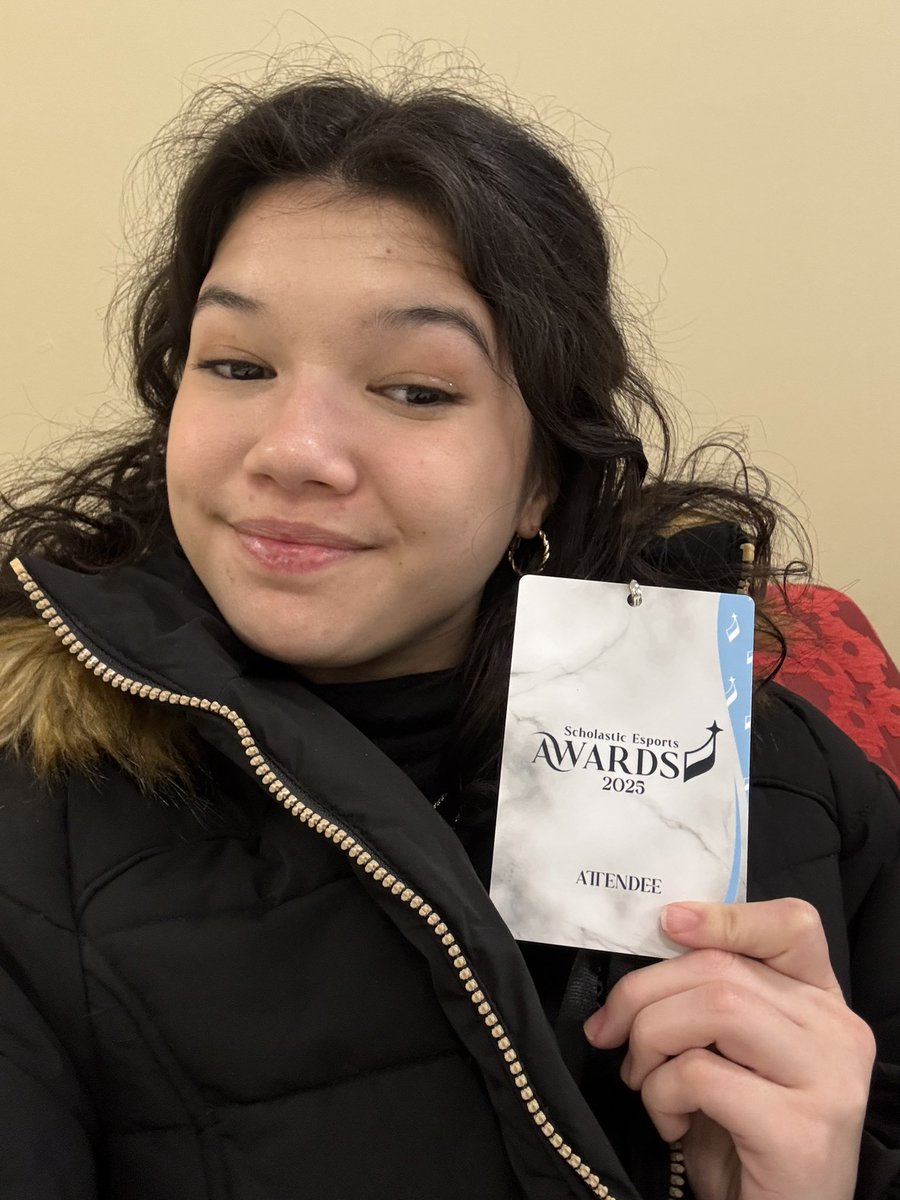 What a weekend! Had an amazing time at <a href="/ScholasticEA/">Scholastic Esports Awards</a> and was so great to meet people within the space! I’m very thankful to <a href="/UNCG_Esports/">UNCG Esports</a> for allowing me to go, represent the school, and accept an award! A new spark has been lit in me and I’m ready to take on my last semester!