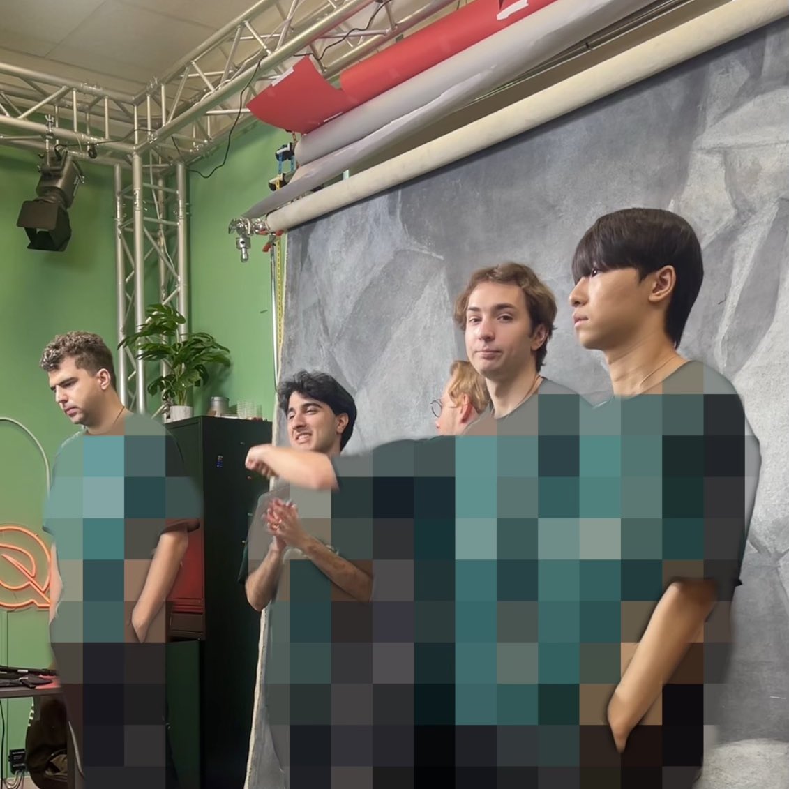 Metamorphosis tweet media