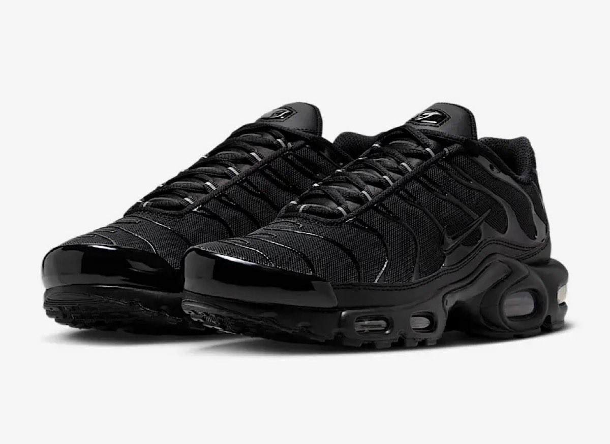 Nike Wmns Air Max Plus “Triple Black”が国内公式オンラインで発売