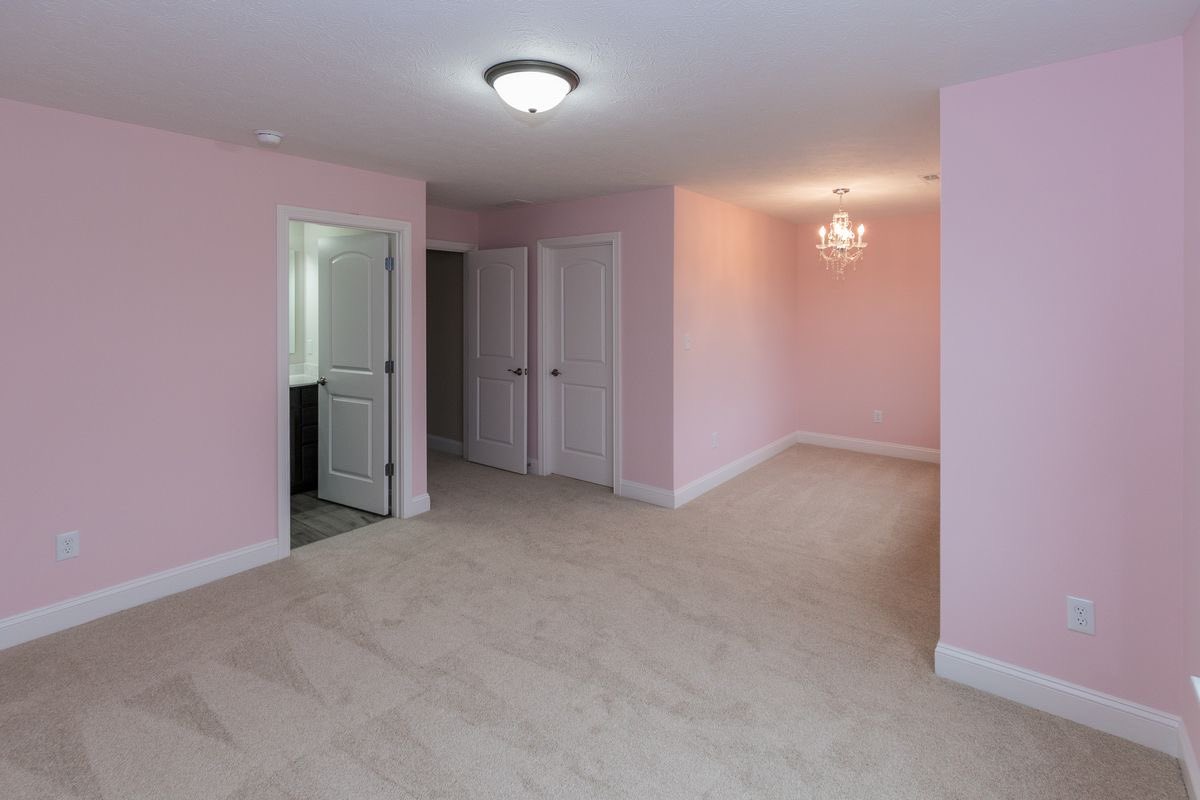 lapafaits's tweet photo. i'd actually love for my future house to have baby pink walls like this https://t.co/ZfcvfWw2wY