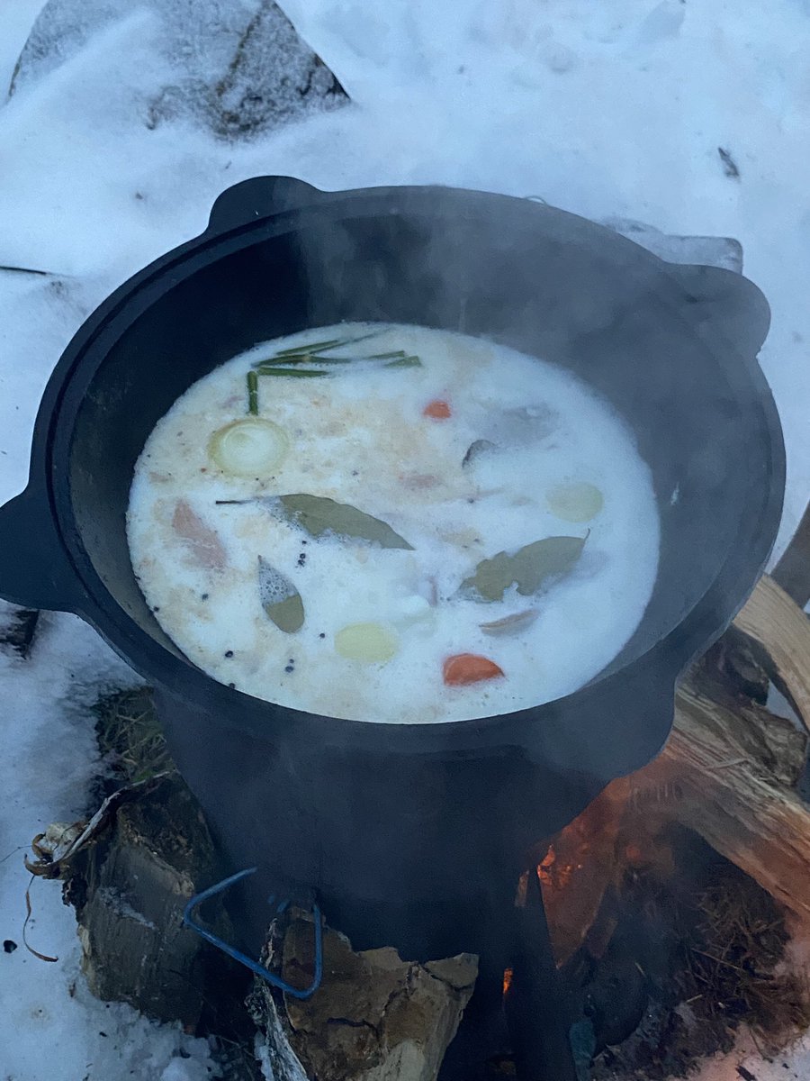 the most notorious asshole in hollywood (@whereis_izzy) on Twitter photo 