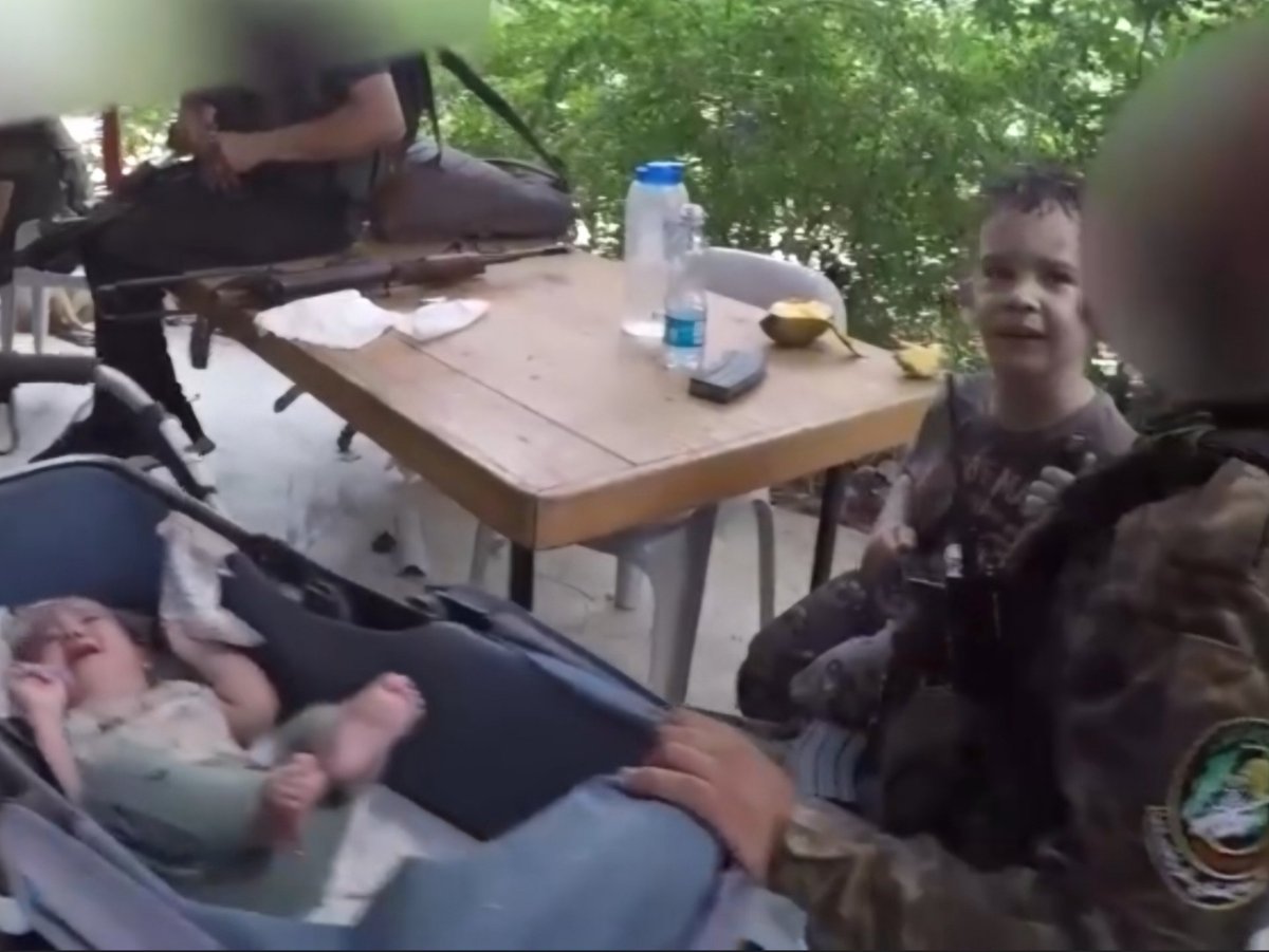 NoaMagid's tweet image. They murdered their mother in front of their eyes minutes before this photo was taken