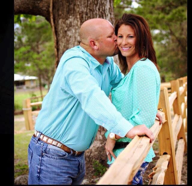 Tara Tullos tweet media