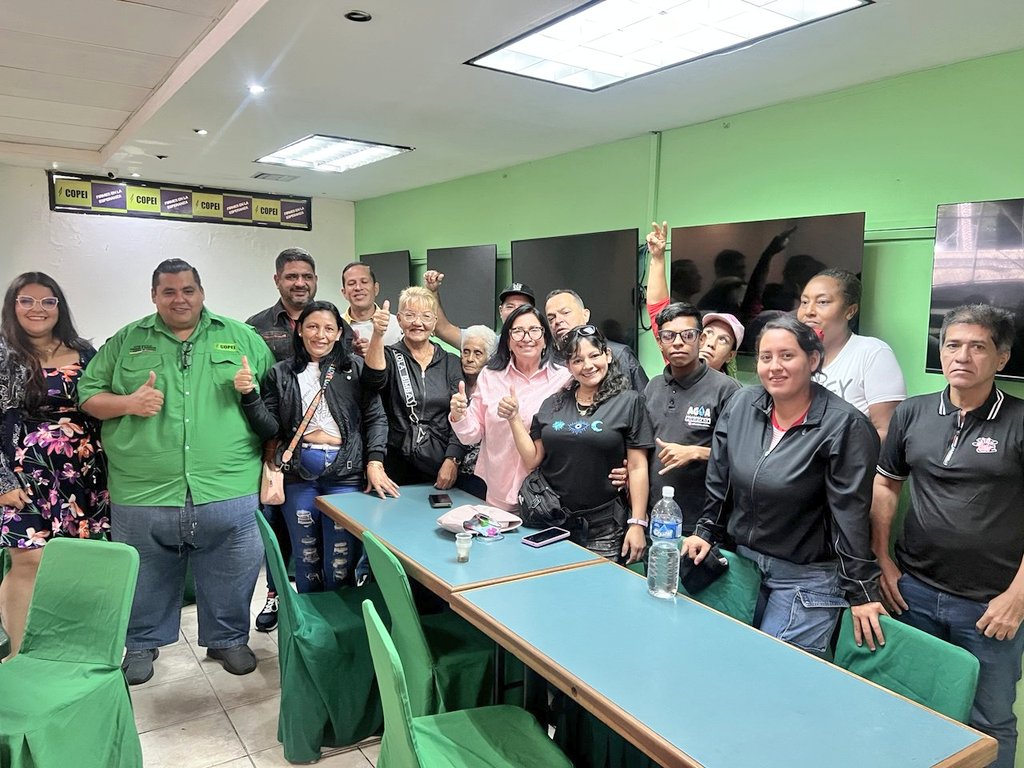 Copei_Ccs's tweet photo. Hoy estuvimos presentes en la anhelada 𝗖𝗼𝗻𝘃𝗲𝗻𝗰𝗶𝗼́𝗻 𝗡𝗮𝗰𝗶𝗼𝗻𝗮𝗹 de @Copei_Partido

Hazaña sin precedentes que nos marca una nueva página de arduo trabajo 𝗣𝗼𝗿 𝗟𝗮 𝗩𝗲𝗻𝗲𝘇𝘂𝗲𝗹𝗮 𝗣𝗼𝘀𝗶𝗯𝗹𝗲 🇻🇪 https://t.co/ia853gVOMX