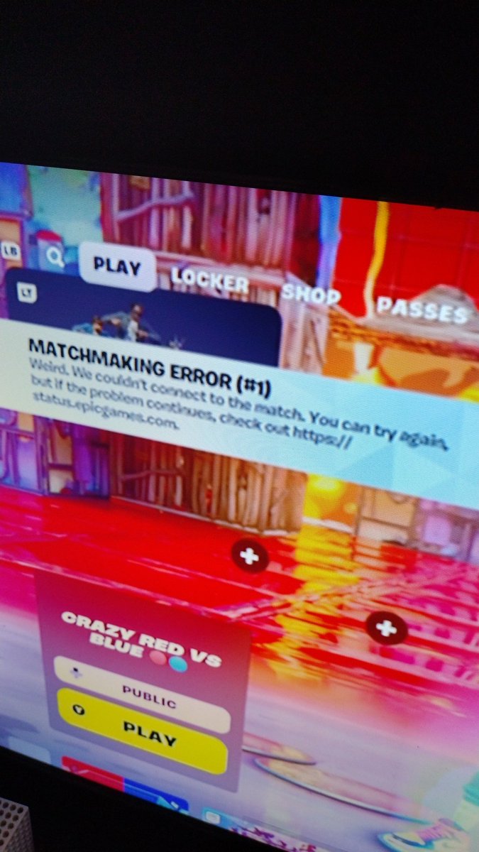 Chillocean30's tweet photo. @FortniteStatus And this https://t.co/8JYqiy1bfW