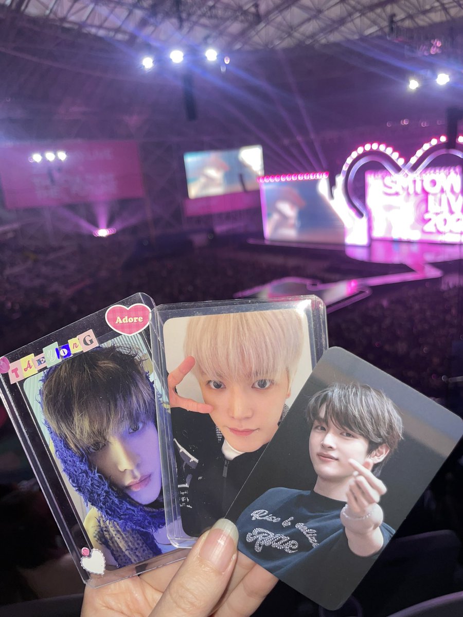 jiine271's tweet photo. 태용이 전역만을 기다리며….,. https://t.co/cLar4vplFv