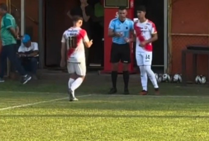 Entre las cosas buenas de hoy se destaca que debutó en este Torneo con Herediano
Ariel González✍
⚽Goleador del Alto rendimiento el torneo pasado registrando 10 goles
Es uno de los prospectos que tiene Herediano que nos ayudará con juego y minutos sub 21👶
⏱Entró al minuto 74
