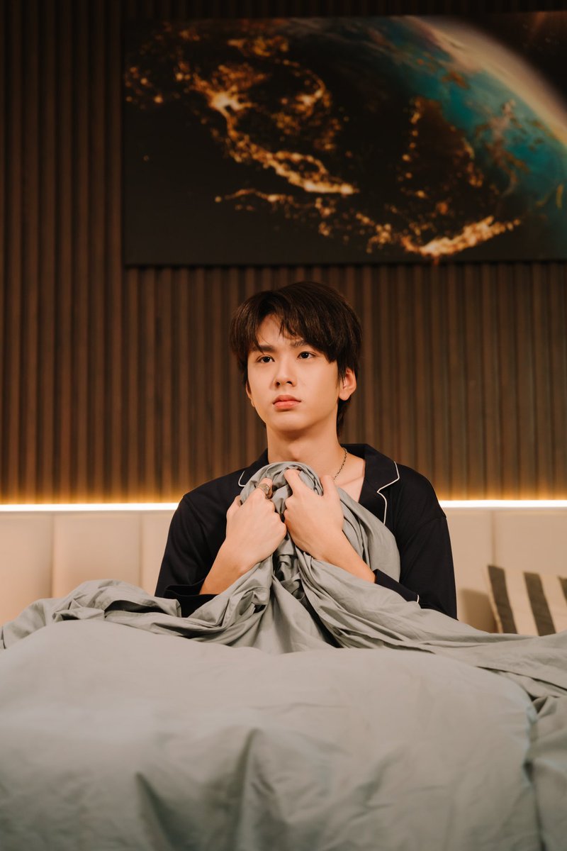 savewrg's tweet photo. มอนิ่งครับ แต่ขึ้นมานอนบนเตียงได้ไงเนี่ยยย

YOUR SKY EPISODE9
#YourSkySeriesEP9 https://t.co/dVJ3qUVG2S