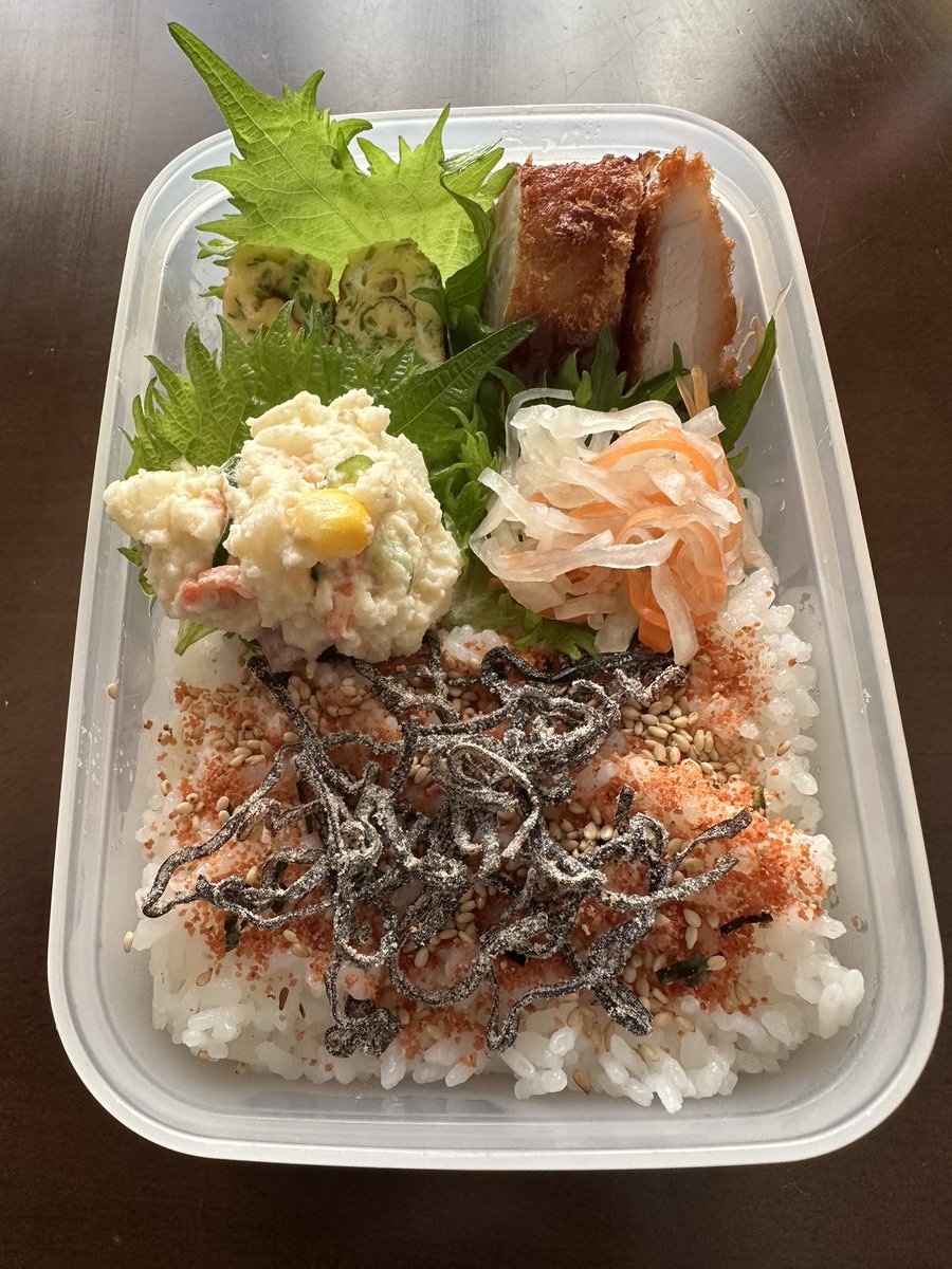 oriental8's tweet photo. Mon.13th.January.2025
#observation #lunchbox #japaneselunchbox #bento #お弁当 #サラメシ #お弁当記録 #japanesefood #toobusy #wegethigh #pray #iwasimpressedby https://t.co/H4qSzcsSKc