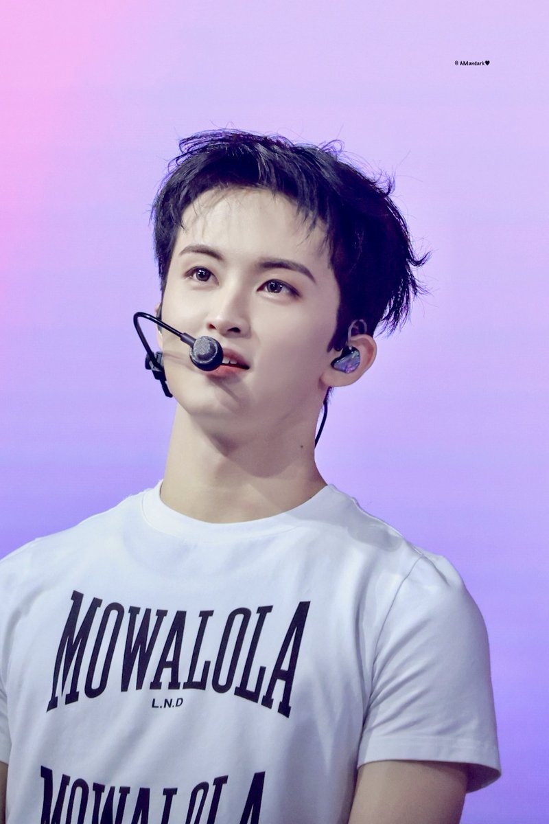 250111-smtown-day1
올해가 2025인가?

#마크 #MARK #マーク
#NCTDREAM