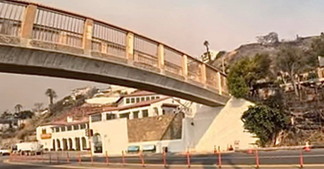 Thelma Todd’s Sidewalk Café located at 17575 Pacific Coast Highway, has miraculously survived. Although, I read that the properties at the back of the building have not, including the house with the blue garage where Todd’s body was discovered inside her chocolate-colored Lincoln