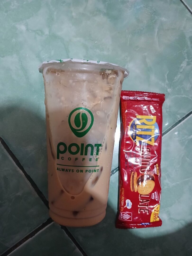 pamer point 1k dpt gratis biskuit juga. kirain kasirnya dah paham promonya, jd dia yg minta ajarin😭