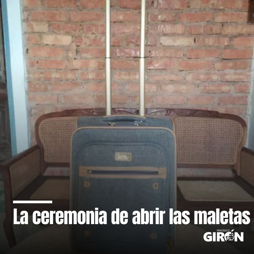 Todos estarán pendientes de los bultos que bajarán del maletero del auto: su tamaño, su peso o las formas que se sienten por debajo de su piel de tela al cargarlas. 
 A esa ceremonia de abrir las maletas dedicamos #CronicaDeDomingo 👇 giron.cu/2025/01/12/la-…

#PeriodicoGiron